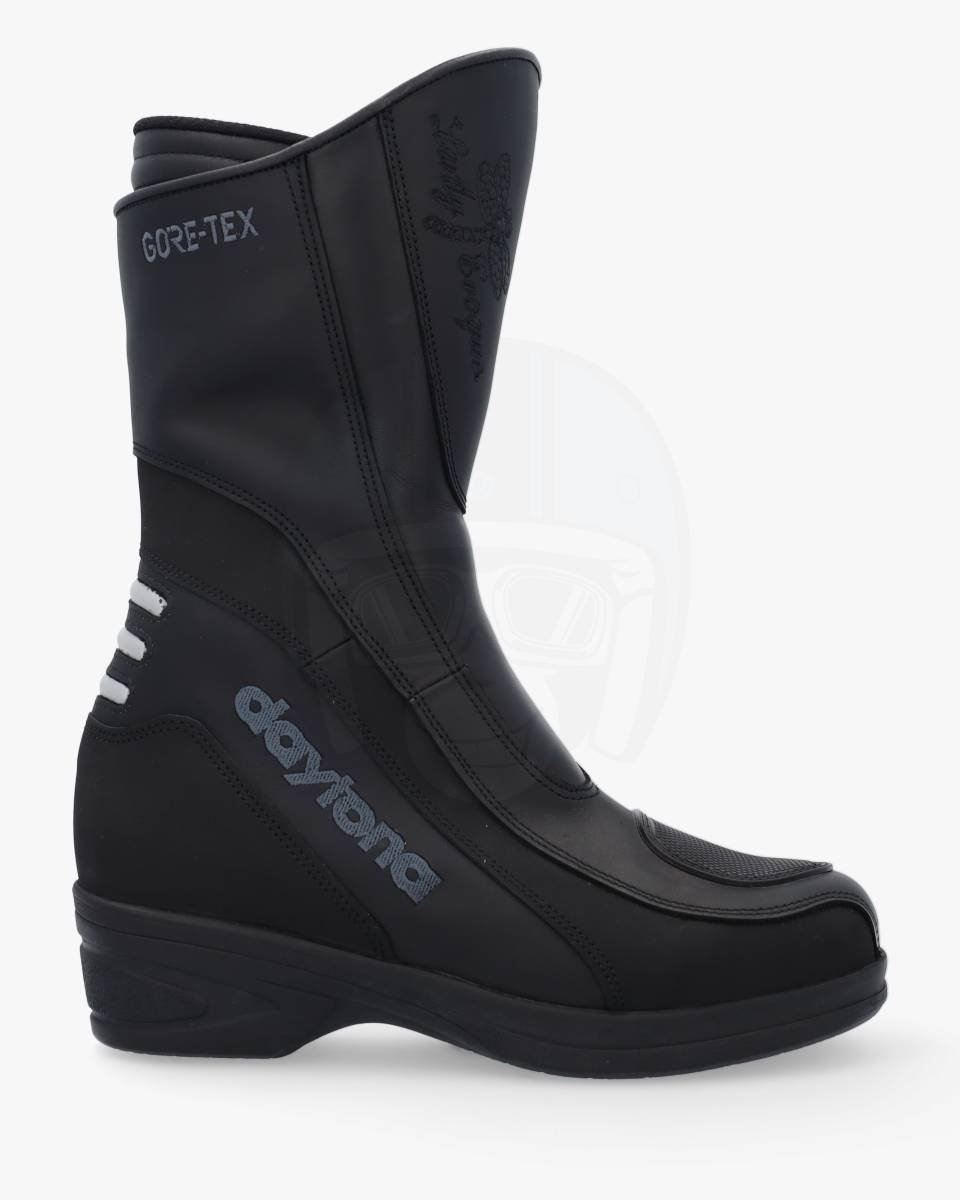 daytona-lady-evoque-gtx-black.jpg