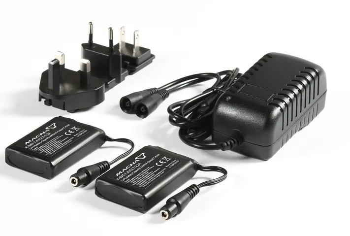 Macna Accu + Lader Handschoenen 7,4V 2200 mAh