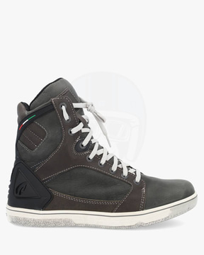 Forma Hyper Grey