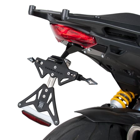 Licence Plate DNM1104/11