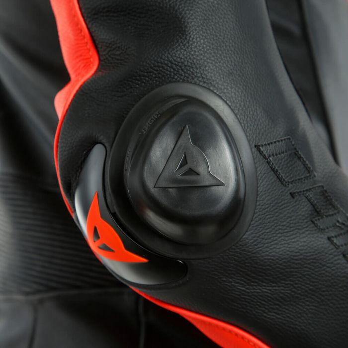 最安値挑戦! DAINESE LAGUNA SECA 5 - バイクウエア/装備 - hlt.no 最安値挑戦! DAINESE LAGUNA SECA 5 - バイクウエア/装備 - hlt.no