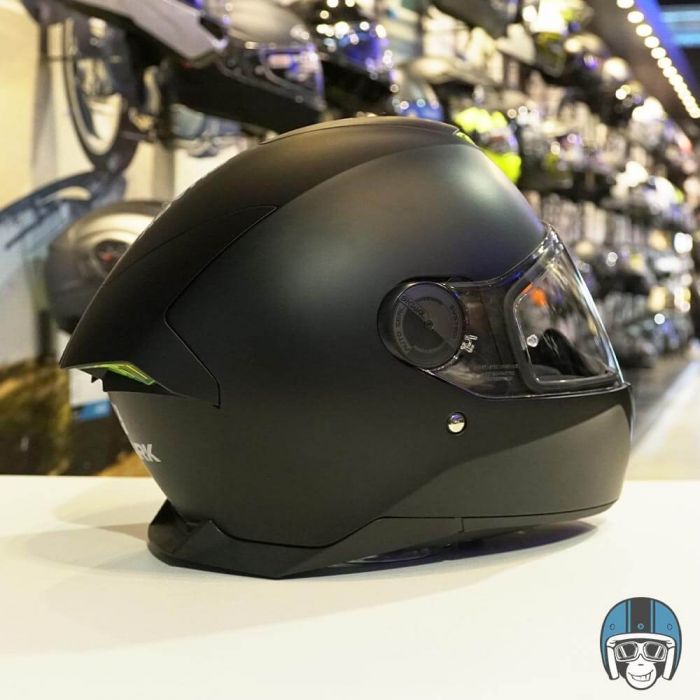 NEW! Shark D-Skwal Blank Matte Black KMA Motorcycle Helmet NEW! Shark D-Skwal Blank Matte Black KMA Motorcycle Helmet