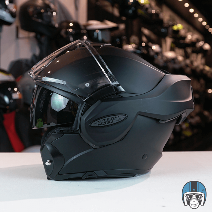 Scorpion exo tech vs shark evo one 2 discount